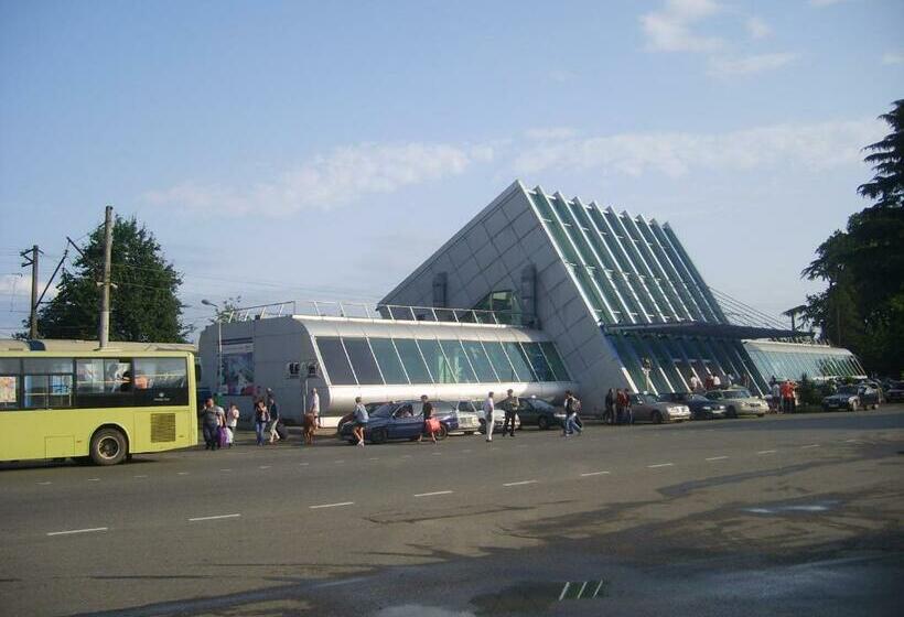 پانسیون Guest House Imeda