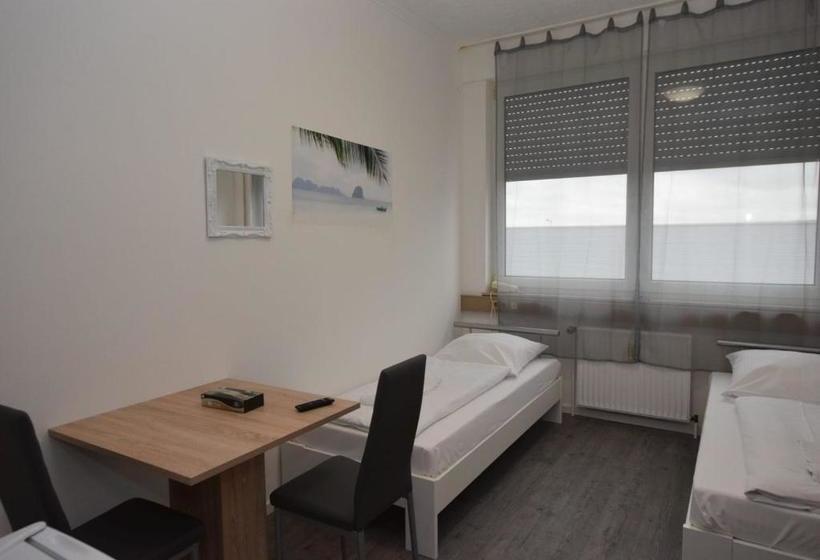 بنسيون Monteurzimmer Messe Airport