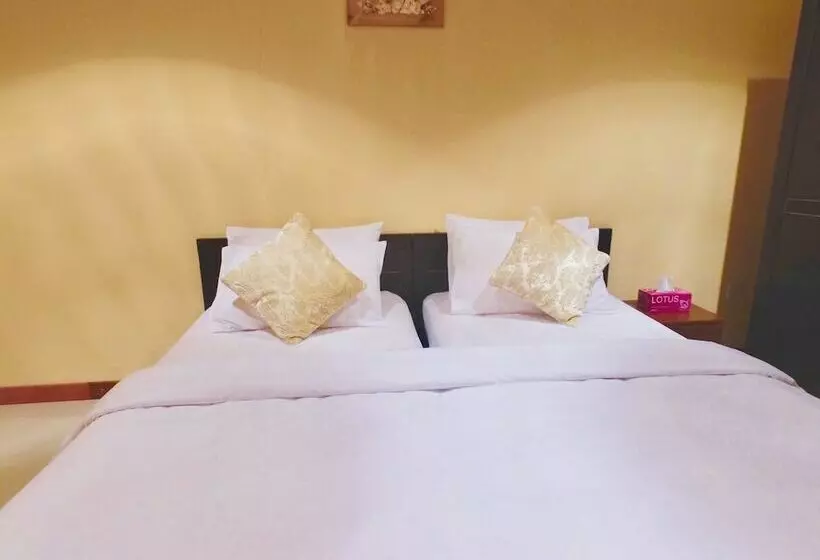 پانسیون Himeyn Beach Retreat