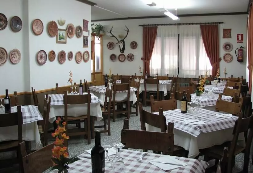 Apartamentos Jucar   Hotel Rural