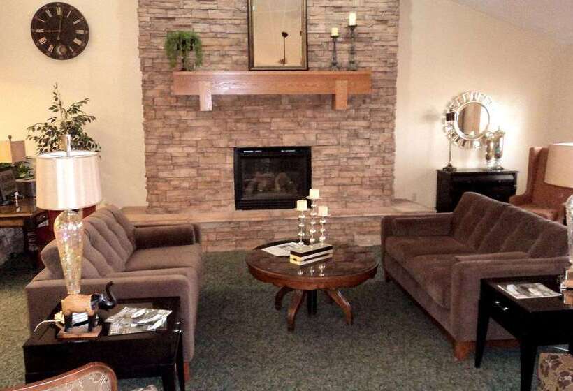 호텔 Americinn By Wyndham Garden City