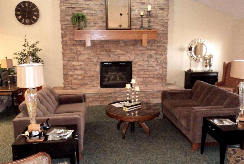 호텔 Americinn By Wyndham Garden City