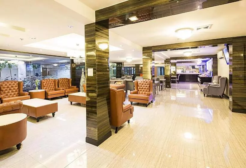 Aspen Suites Hotel Sukhumvit 2