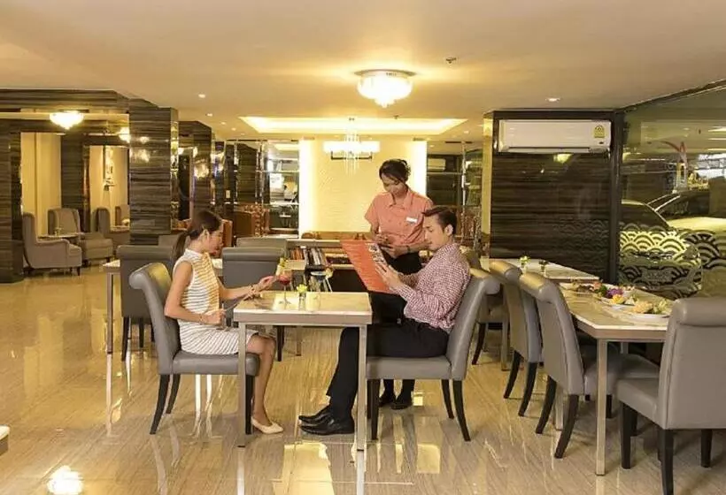 Aspen Suites Hotel Sukhumvit 2