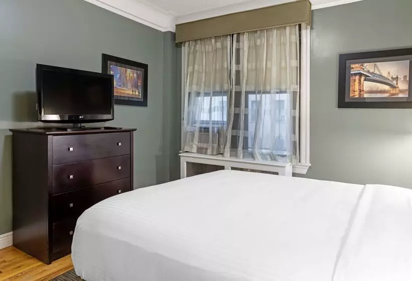هتل Best Western Plus Hospitality House Suites