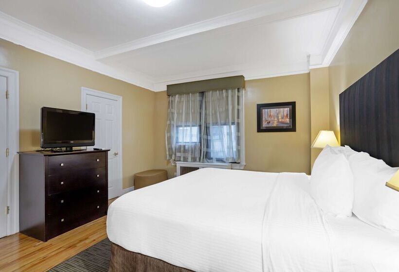 호텔 Best Western Plus Hospitality House Suites