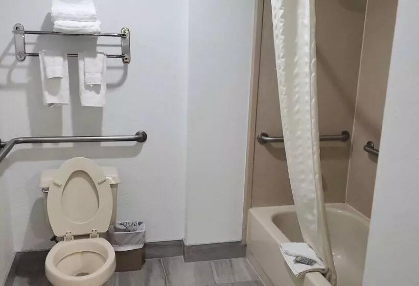 בית מלון כפרי Quality Inn Jacksonville   Orange Park Near Naval Air Station