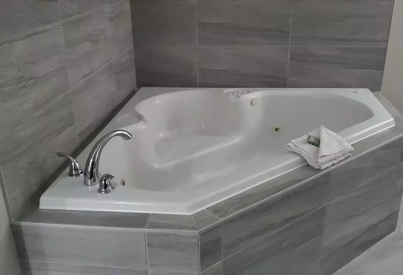 בית מלון כפרי Quality Inn Jacksonville   Orange Park Near Naval Air Station