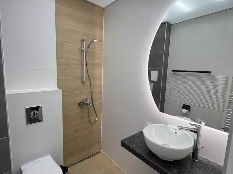 酒店 Bistra & Galina