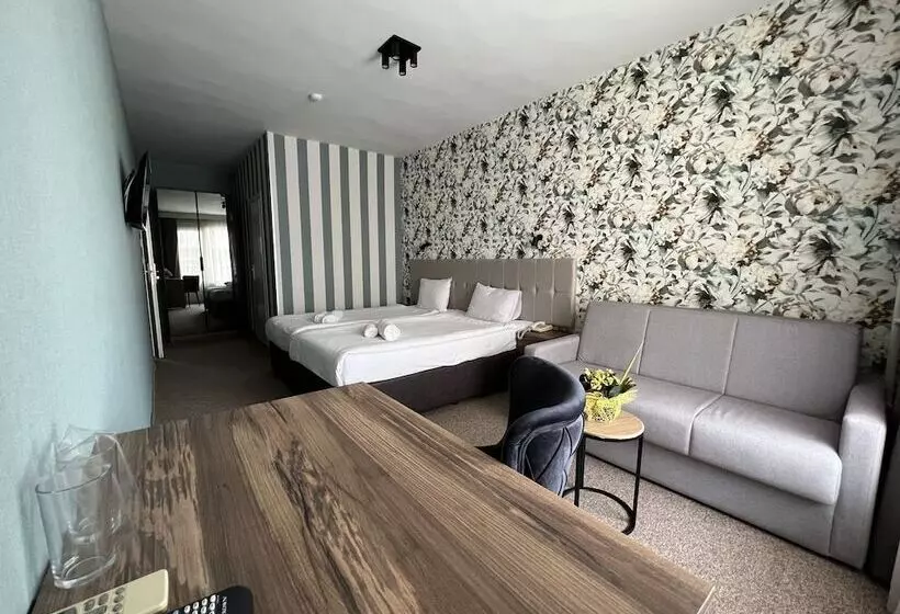 酒店 Bistra & Galina