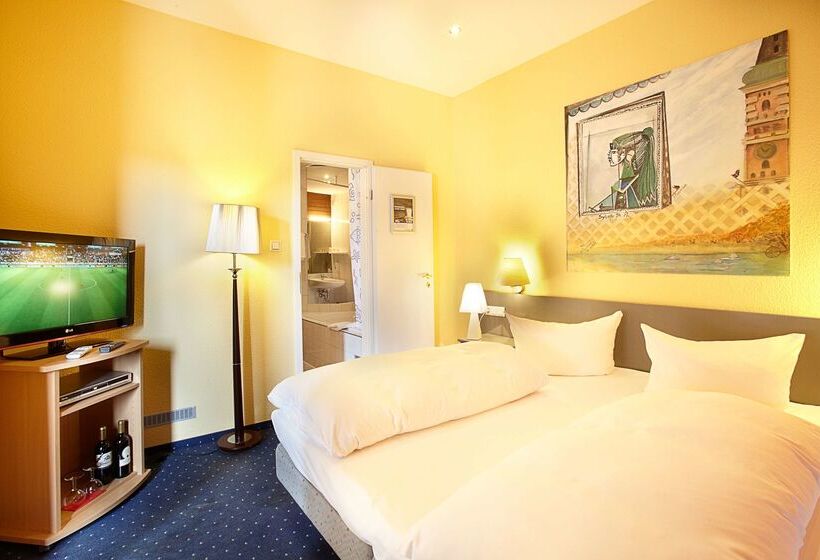 בית מלון כפרי City Kiel By Premiere Classe