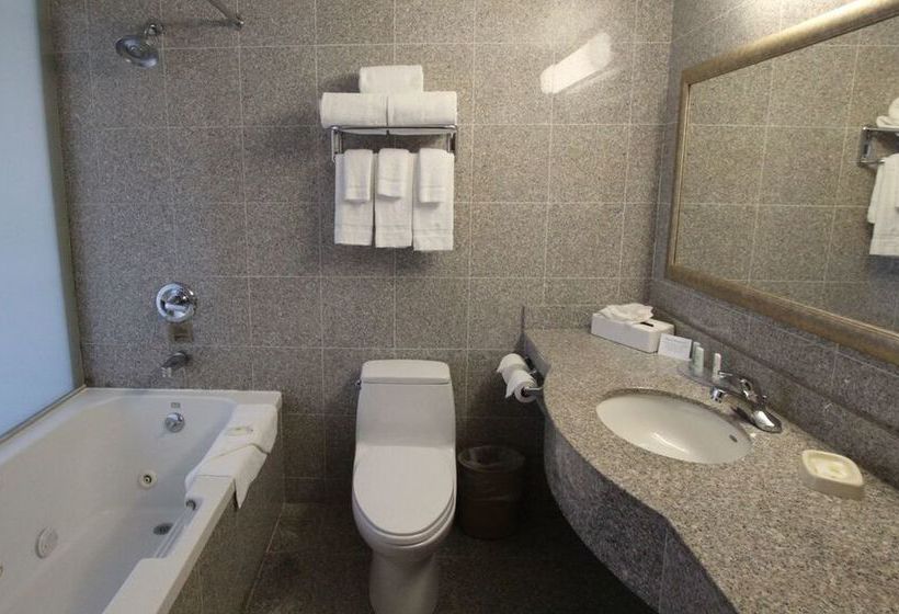 בית מלון כפרי Red Lion Inn and Suites Brooklyn