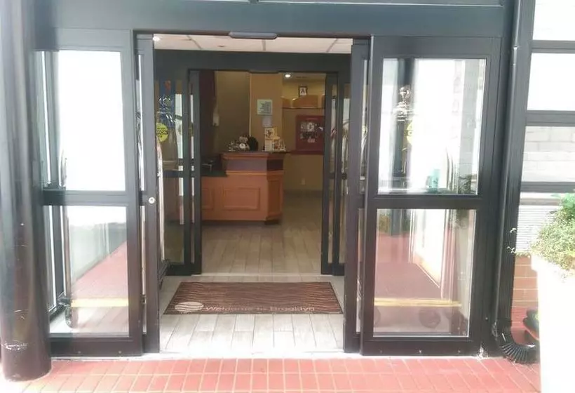 ホテル Red Lion Inn and Suites Brooklyn