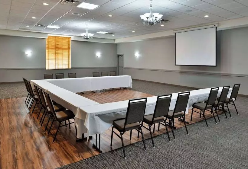 酒店 Comfort Inn & Suites Madison North