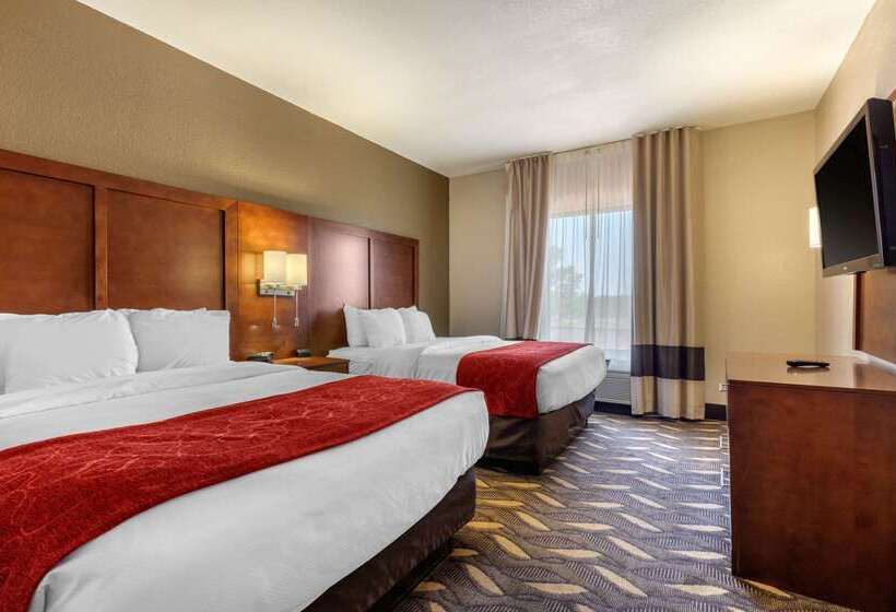 فندق Comfort Suites