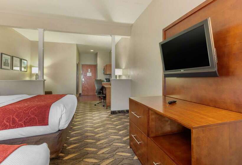 فندق Comfort Suites
