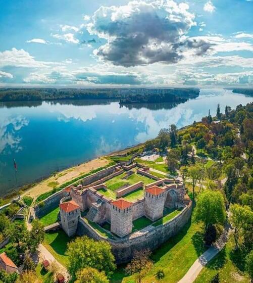 בית מלון כפרי Dunav