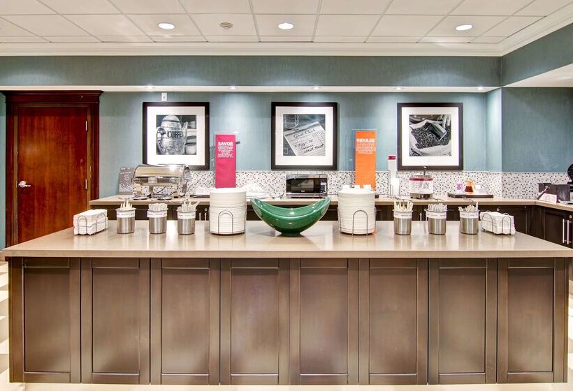 Отель Hampton Inn By Hilton London