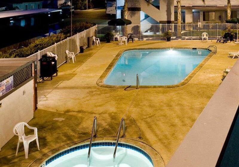 فندق Heritage Inn San Diego