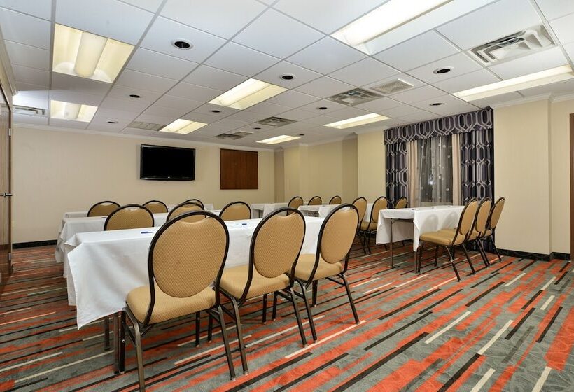 酒店 Holiday Inn Express Boston Milford, An Ihg