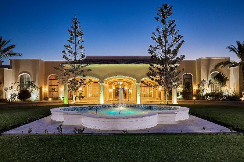 هتل Jaz Almaza Beach Resort, Almaza Bay