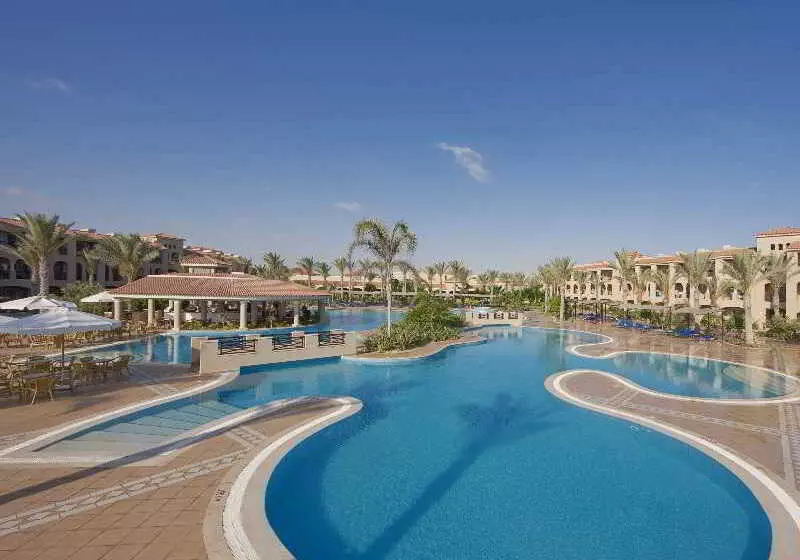 هتل Jaz Almaza Beach Resort, Almaza Bay