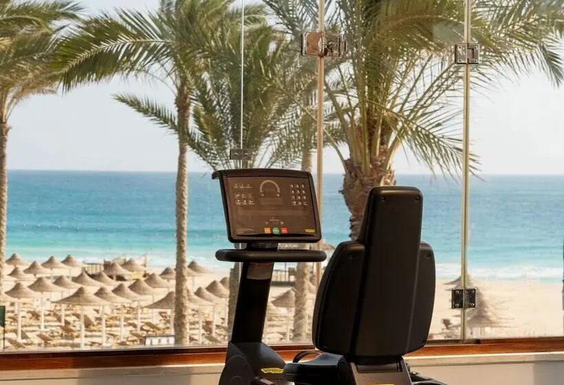 هتل Jaz Almaza Beach Resort, Almaza Bay
