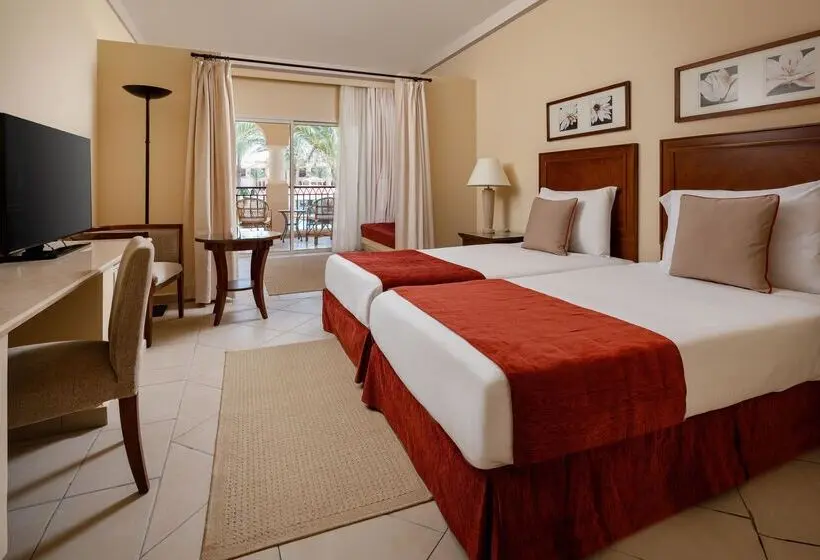 هتل Jaz Almaza Beach Resort, Almaza Bay