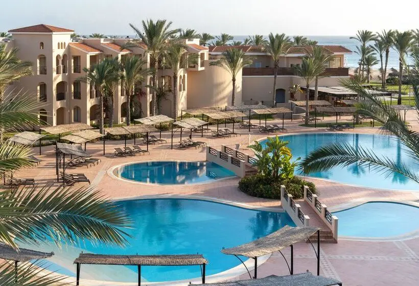 هتل Jaz Almaza Beach Resort, Almaza Bay