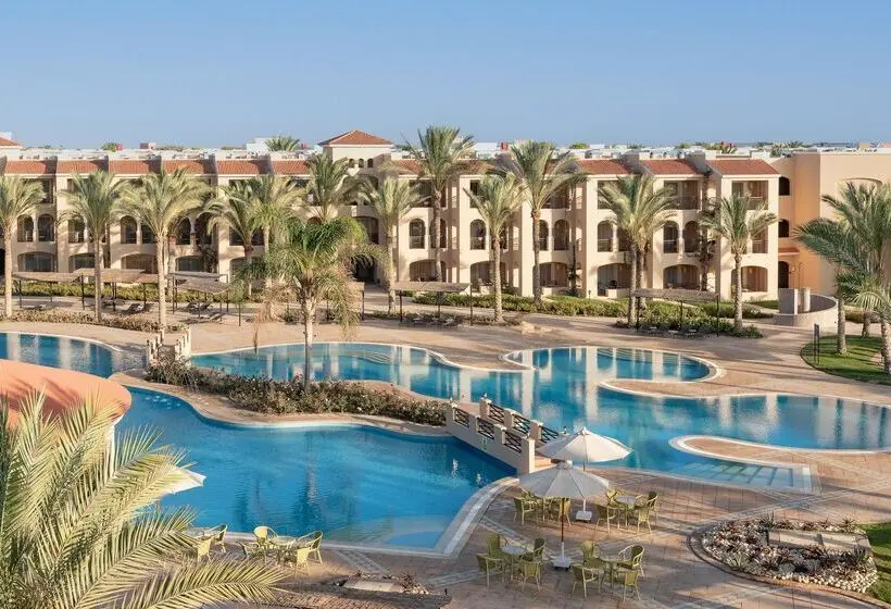 هتل Jaz Almaza Beach Resort, Almaza Bay