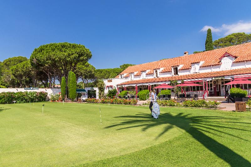 ホテル Golf Hôtel De Valescure & Spa Nuxe