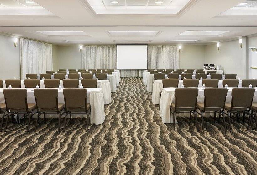 فندق Staybridge Suites Orlando South, An Ihg