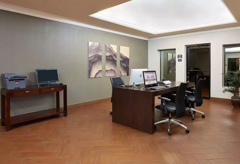 酒店 Staybridge Suites Orlando South, An Ihg