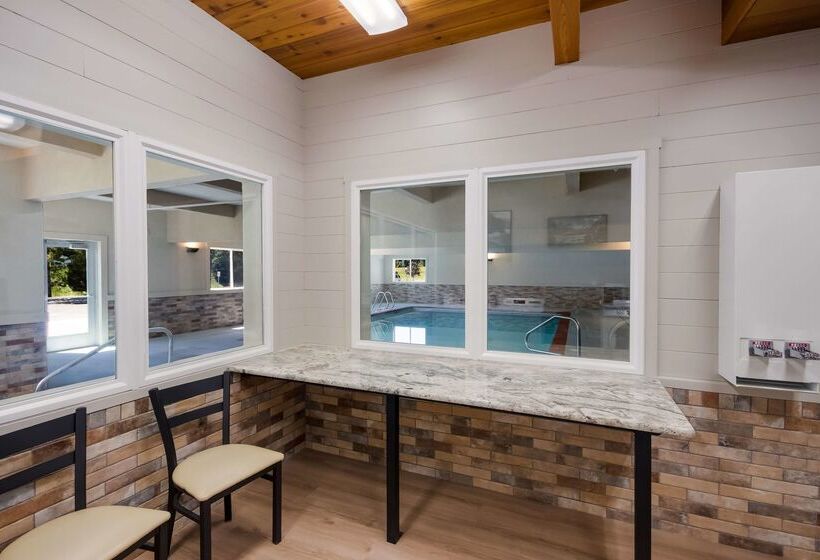 Surestay Plus Hotel By Best Western Rexburg