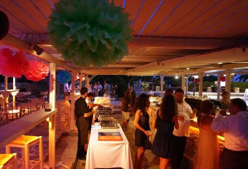 酒店 Surfing Beach Village