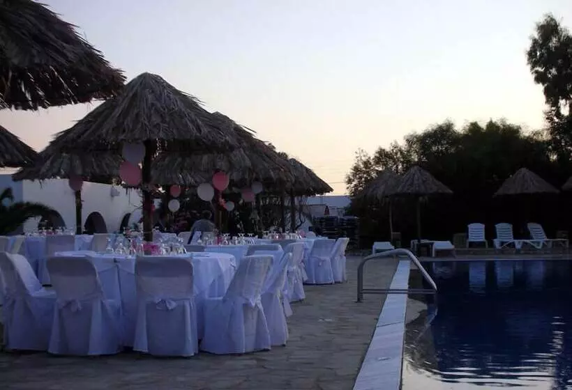 Отель Surfing Beach Village