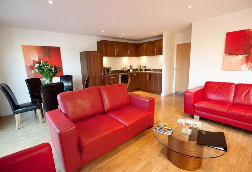 Hotel The Spires Serviced Apartments Birmingham