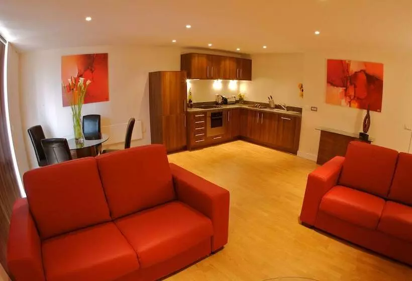 Hotel The Spires Serviced Apartments Birmingham
