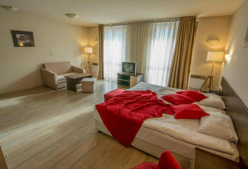 Banderitsa Apartments With Kitchen & Bbq