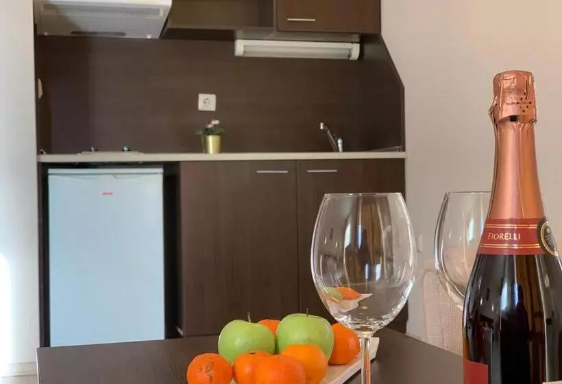 Banderitsa Apartments With Kitchen & Bbq