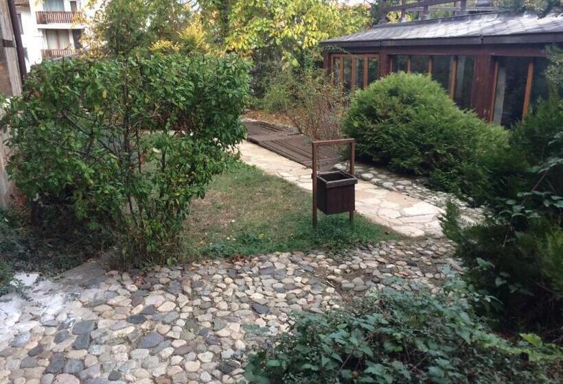 Banderitsa Apartments With Kitchen & Bbq