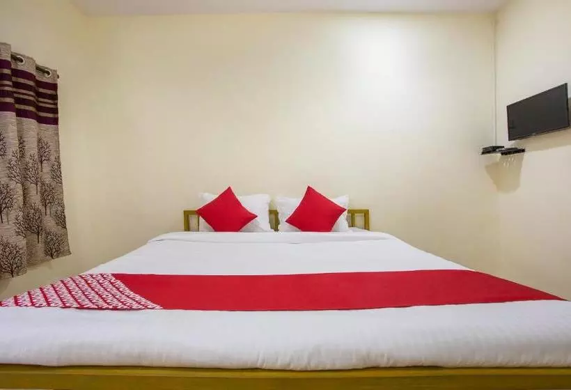 Hotelli Oyo 33356 Nanas Holiday Home