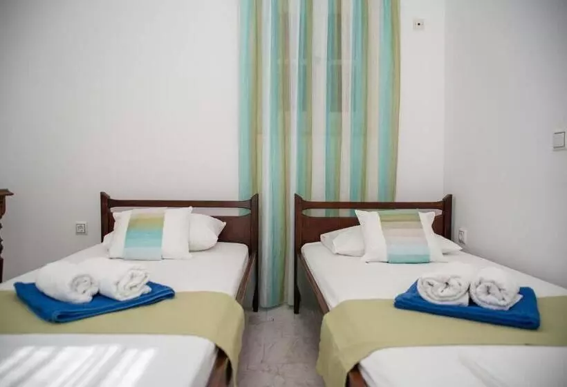 Adonis Hotel Naxos