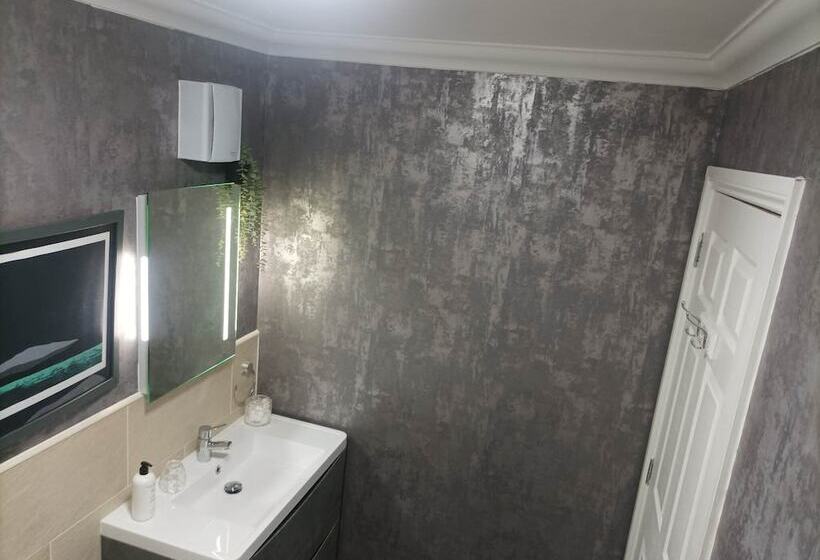 민박 Aberfeldy Lodge