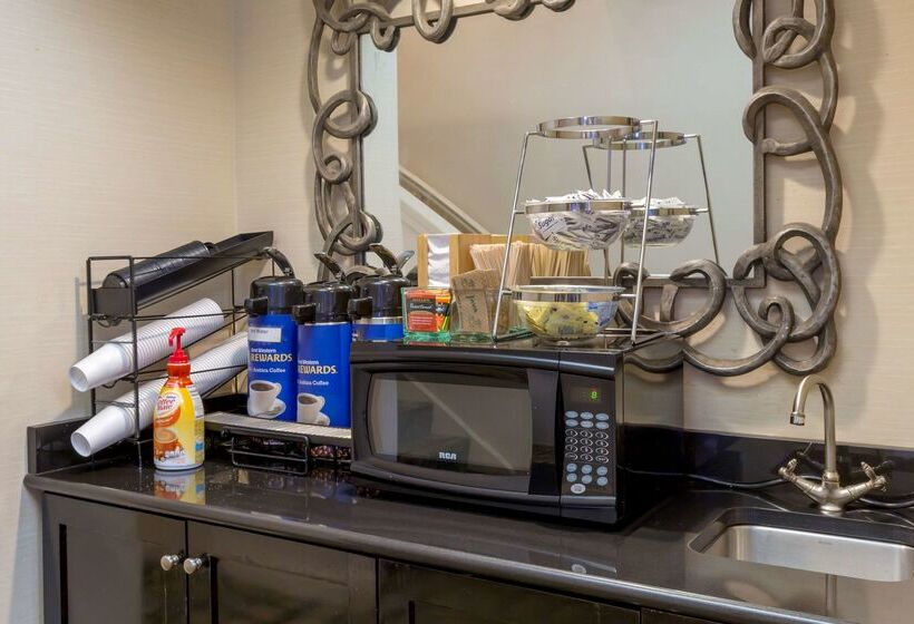 فندق Best Western Plus Cary   Nc State