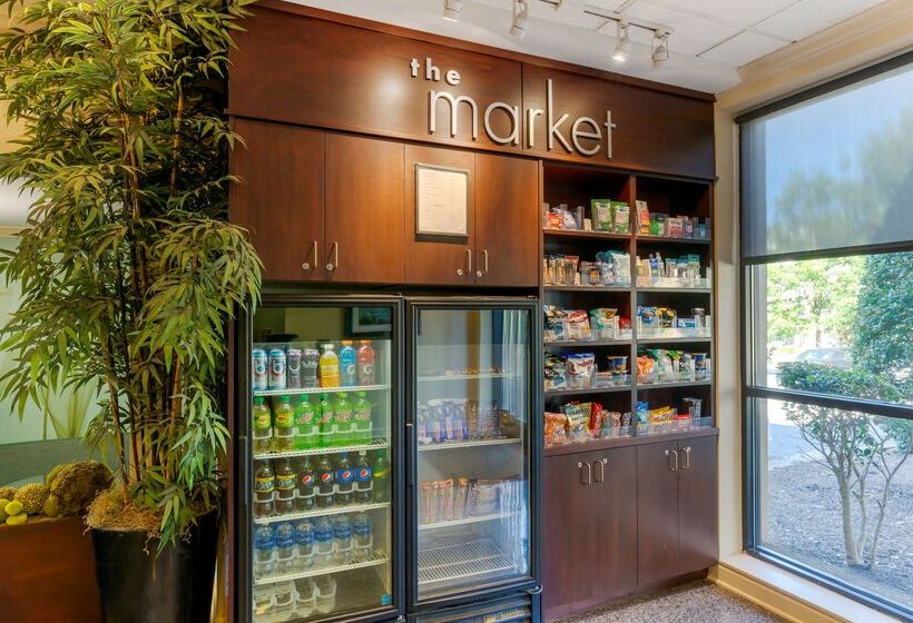 فندق Best Western Plus Cary   Nc State