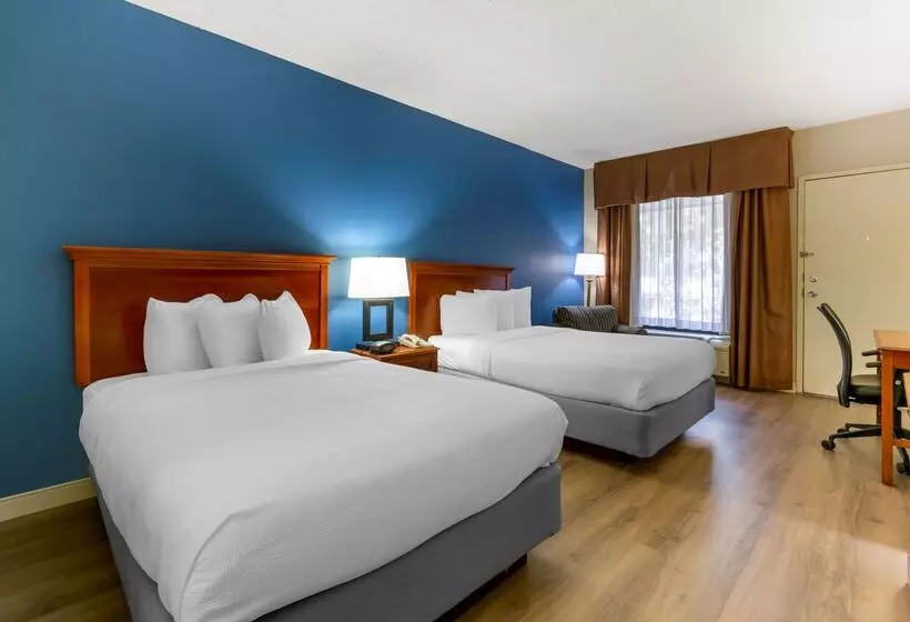 هتل Best Western Plus Cary Nc State