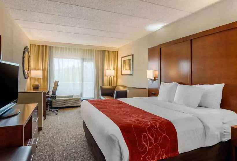هتل Comfort Suites Southpark