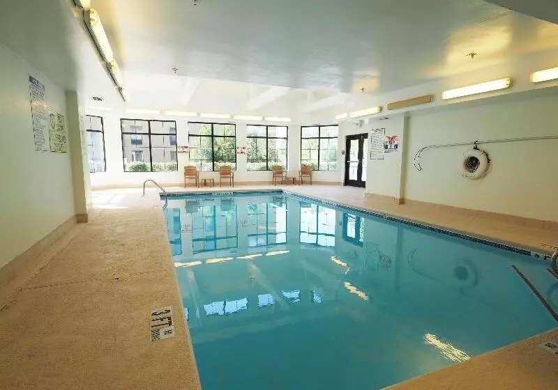 فندق Country Inn & Suites By Radisson, Canton, Ga