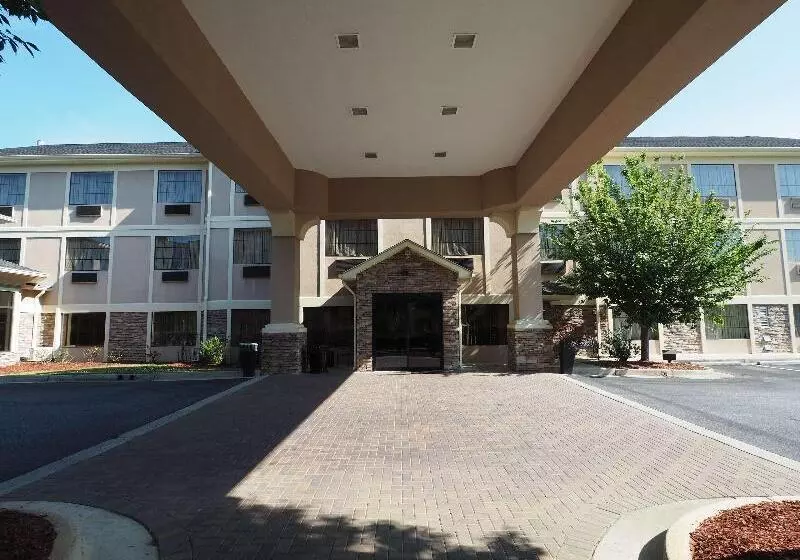 فندق Country Inn & Suites By Radisson, Canton, Ga